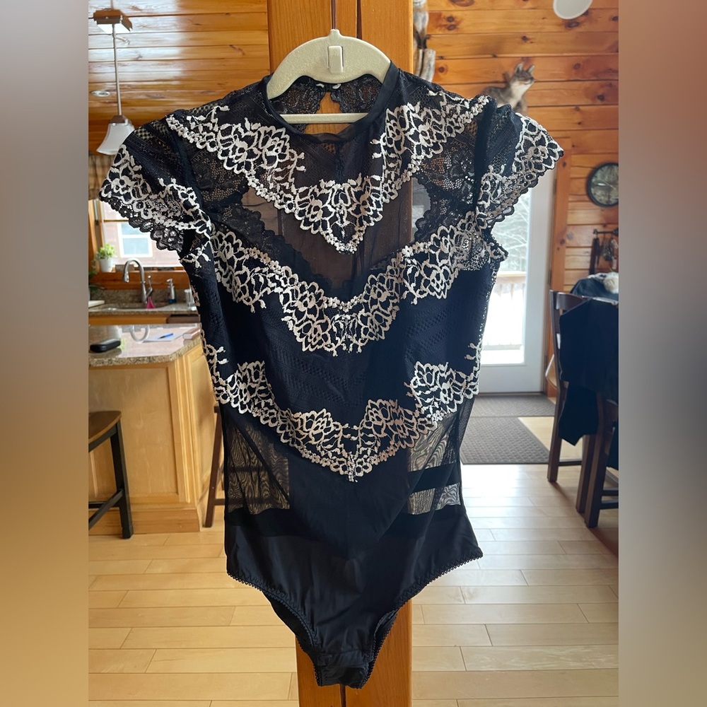 BODYSUIT